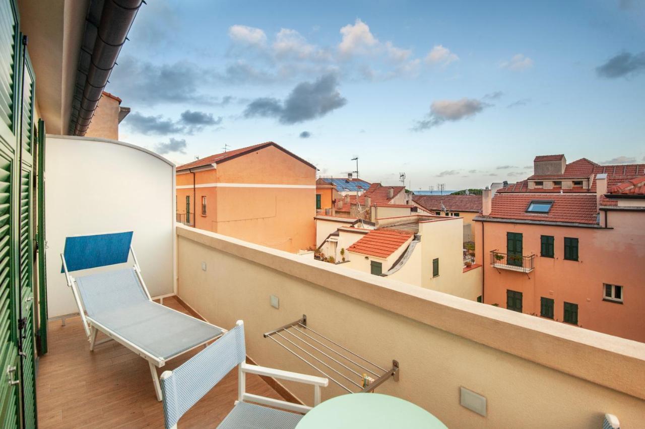 Hotel Melograno Spotorno Extérieur photo