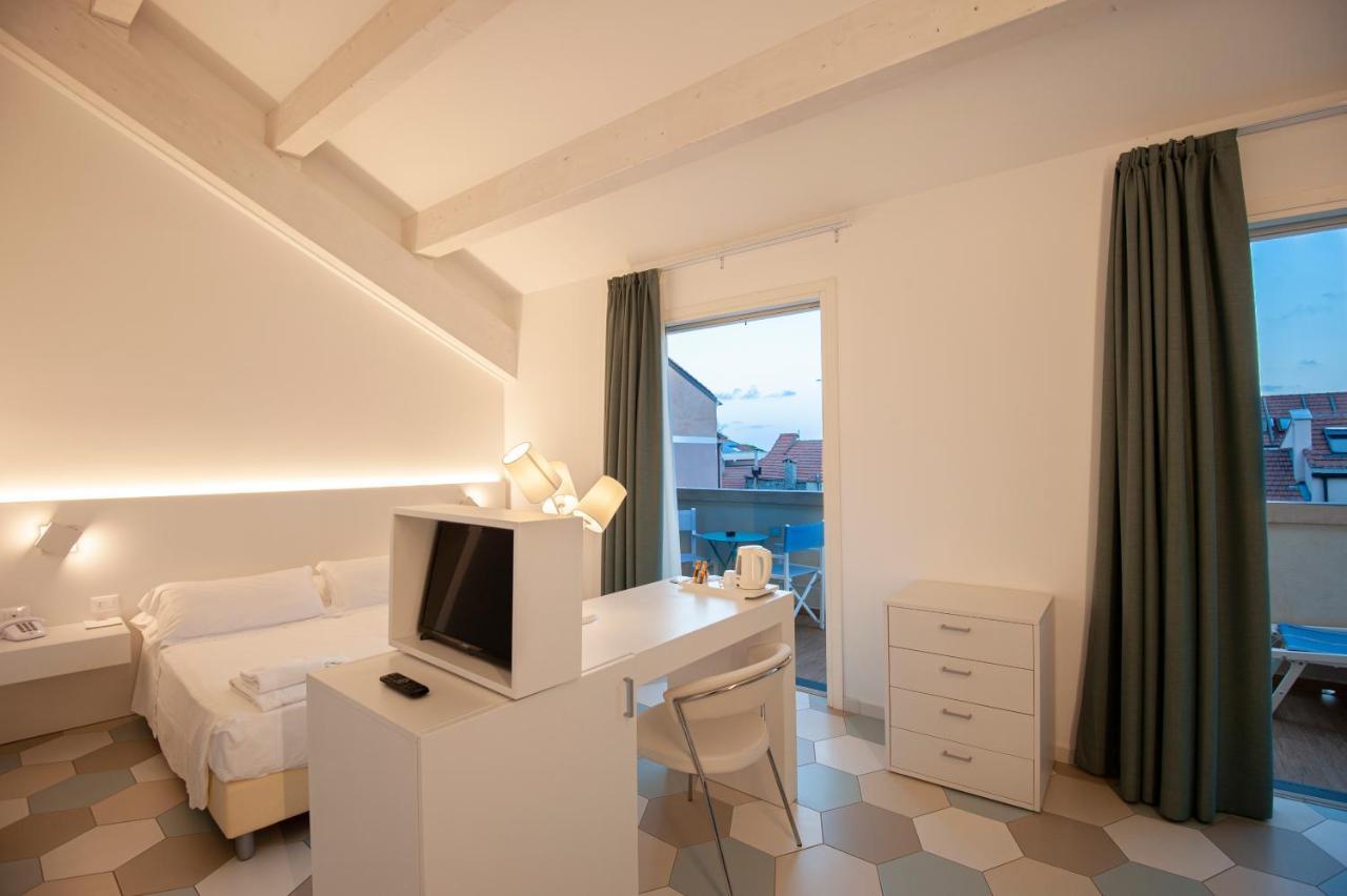 Hotel Melograno Spotorno Extérieur photo