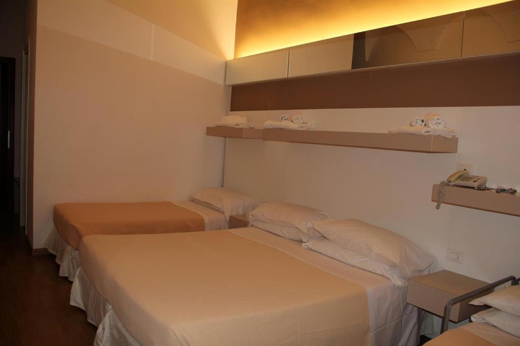 Hotel Melograno Spotorno Extérieur photo
